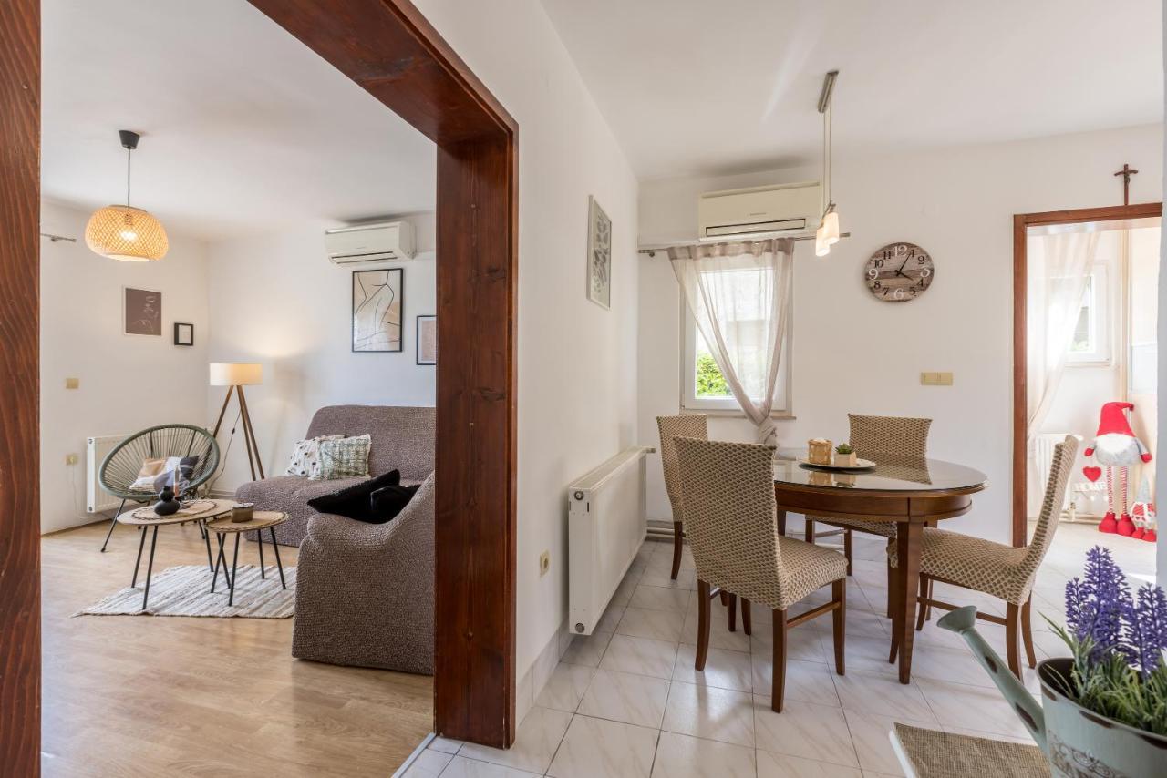 Citrus Accommodation Kaštela Zewnętrze zdjęcie